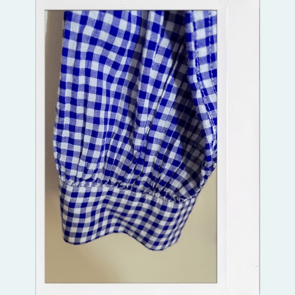 Cute blue patterned quarter button up blouse - Picture 3 of 4